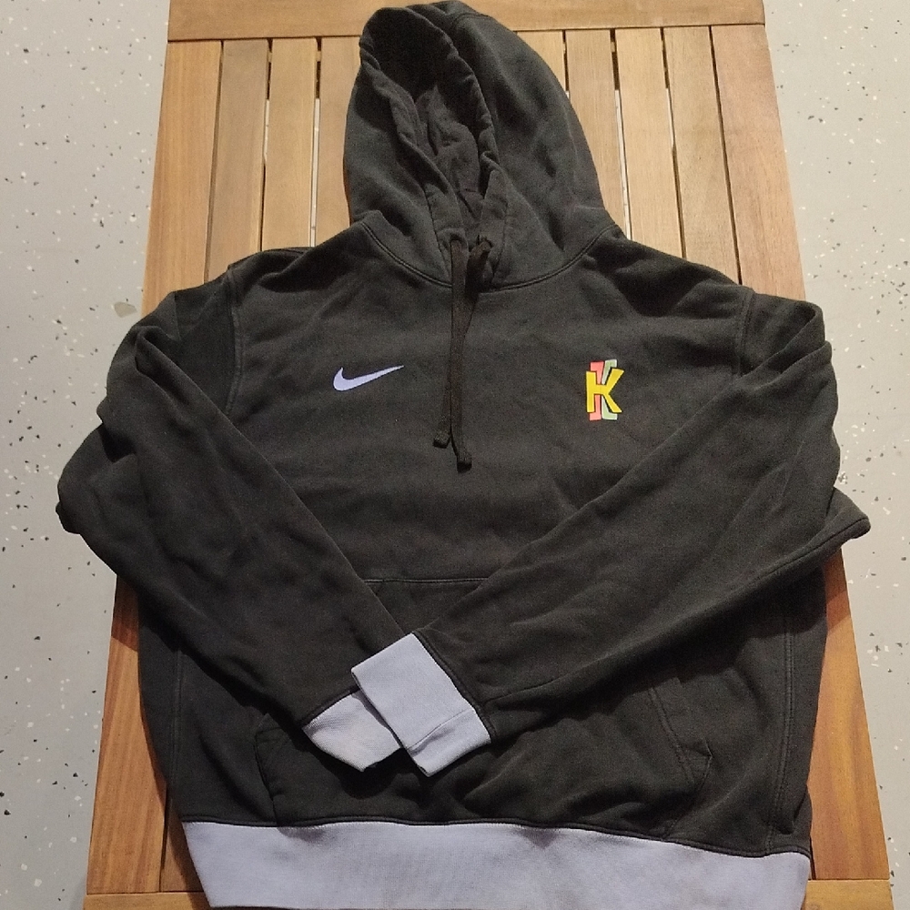 Nike Kyrie Irving SpongeBob Hoodie